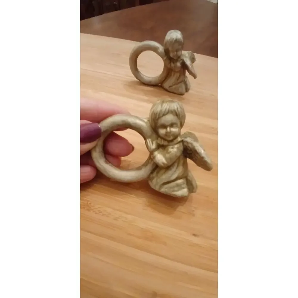 Ceramic Angel Napkin Rings (4) - Picture 10 of 16
